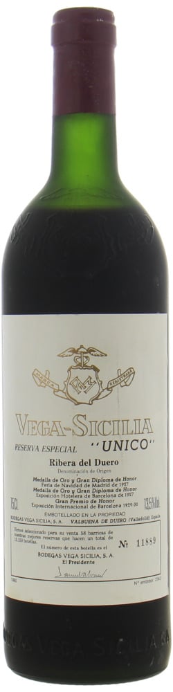 Vega Sicilia - Reserva Especiale release 1990 NV High shoulder