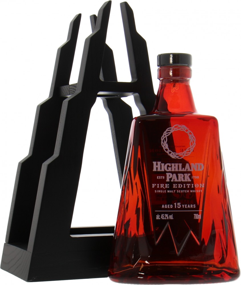 Highland Park - 15 Years Old Fire Edition 45.2% NV