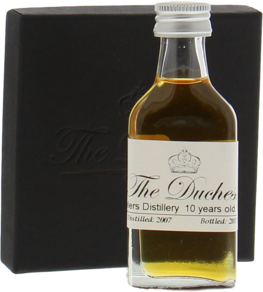 Travellers Distillery - SAMPLE:The Duchess & Eiling Lim 10 Years Belize Cask 14 66,6% 2007