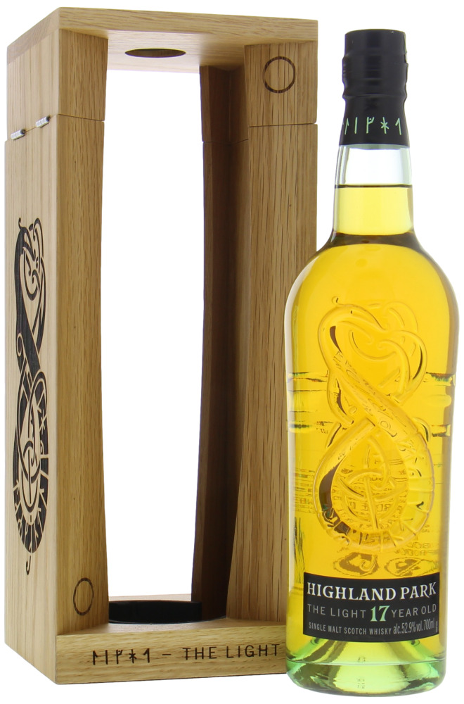 Highland Park - The Light 17 Years 52.9% NV In Original Wooden Case