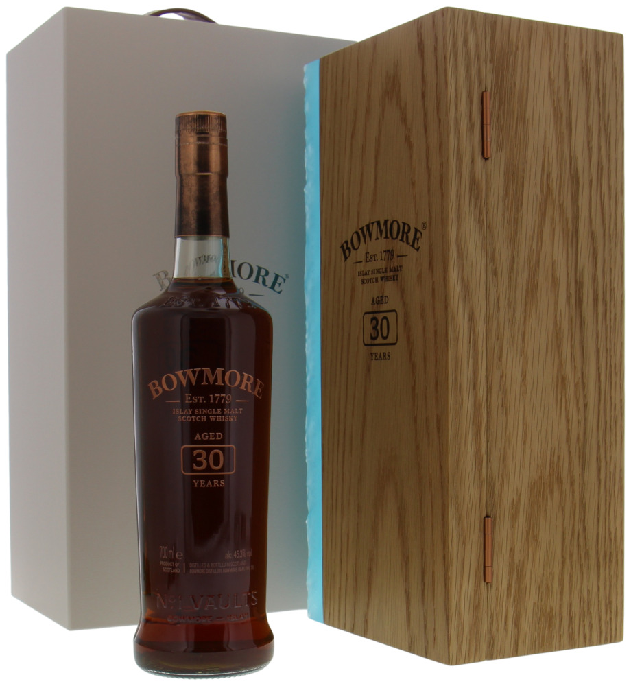 Bowmore - 30 Years Old 45.3% 1989 In Orginal Wooden Box