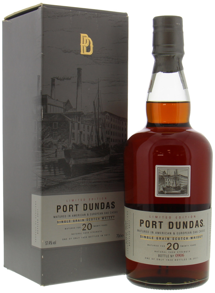 Port Dundas - 20 Years Old Diageo Special Releases 2011 57.4% NV In orginal Box, Bottom is damaged