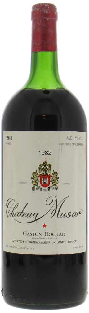 Chateau Musar - Chateau Musar 1982 High-top shoulder