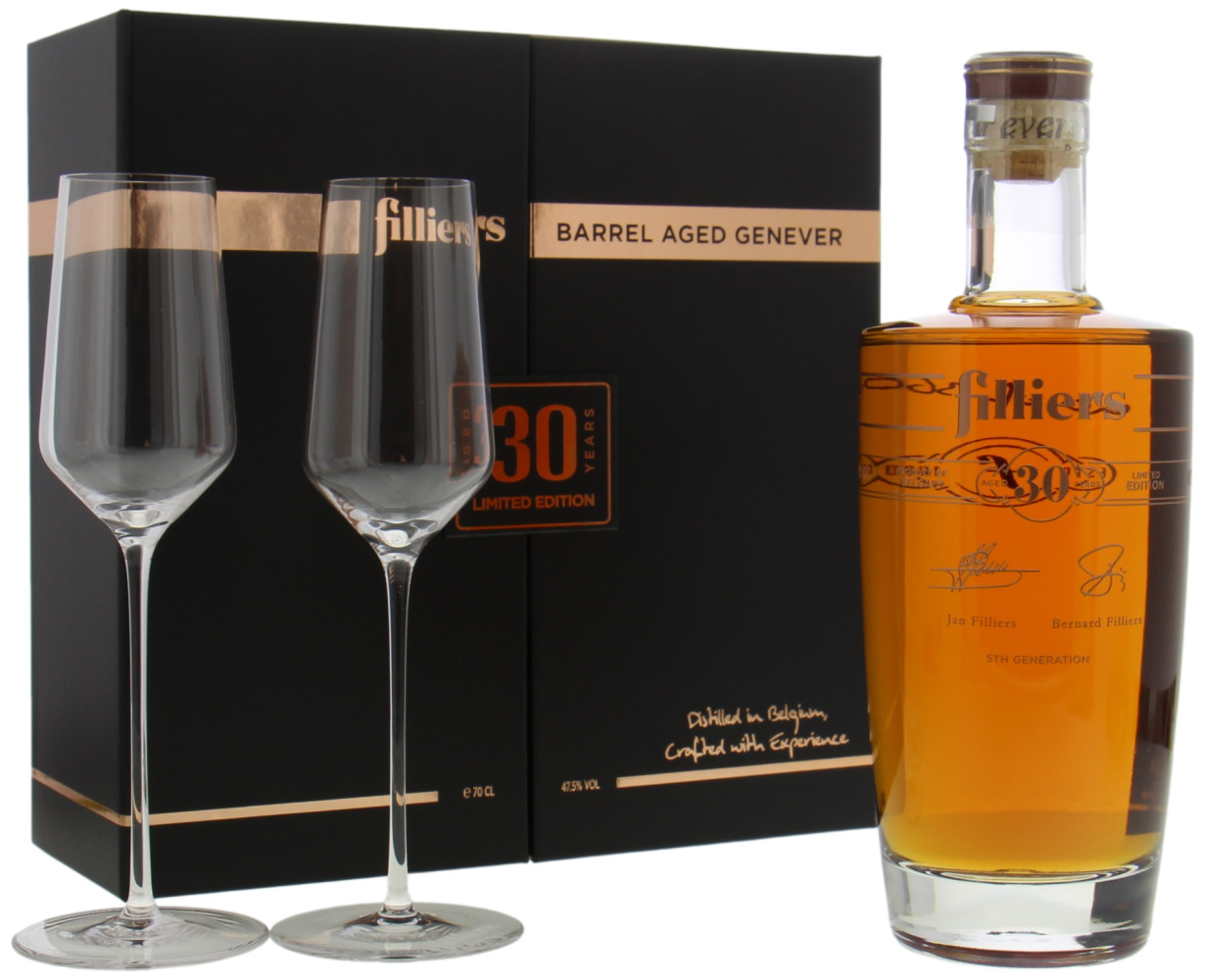 Graanstokerij Filliers - 30 Years Old Limited Edition 47.5% 1991 In Deluxe Gift Box