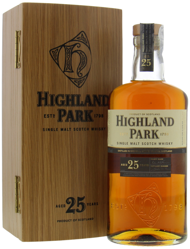 Highland Park - 25 Years Old 2012 45.7% NV In Original Wooden Box 10069