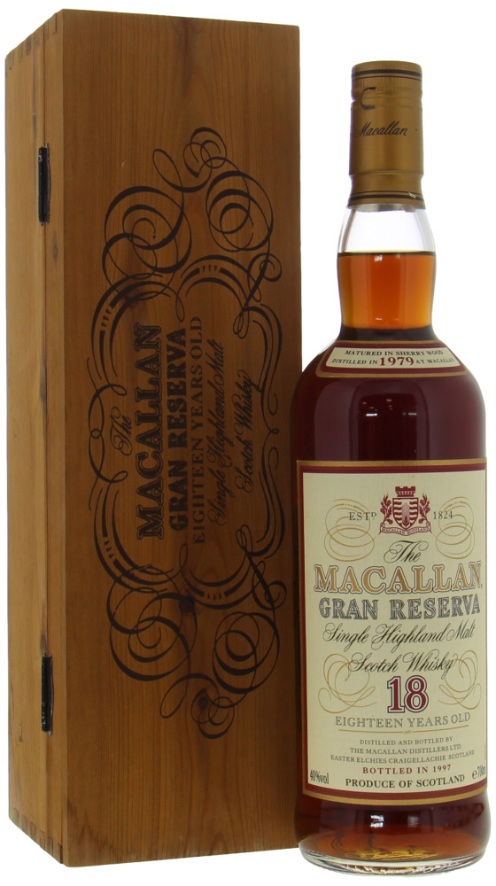 Macallan - 18 Years Old Gran Reserva 1979 40% 1979 In Original Wooden Case 10103