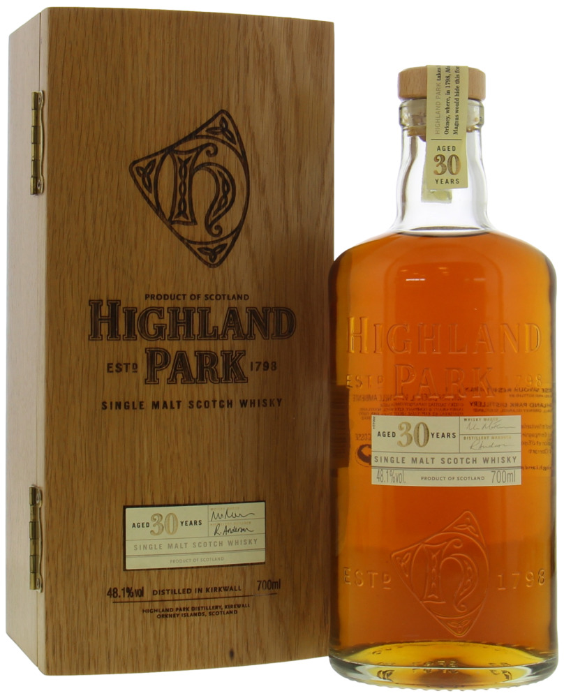 Highland Park - 30 Years Old 45.7% NV In Original Wooden Box 10103