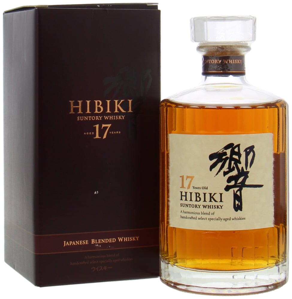 Hibiki - 17 Years Old 43% NV In Original box, Slightly damaged  10103