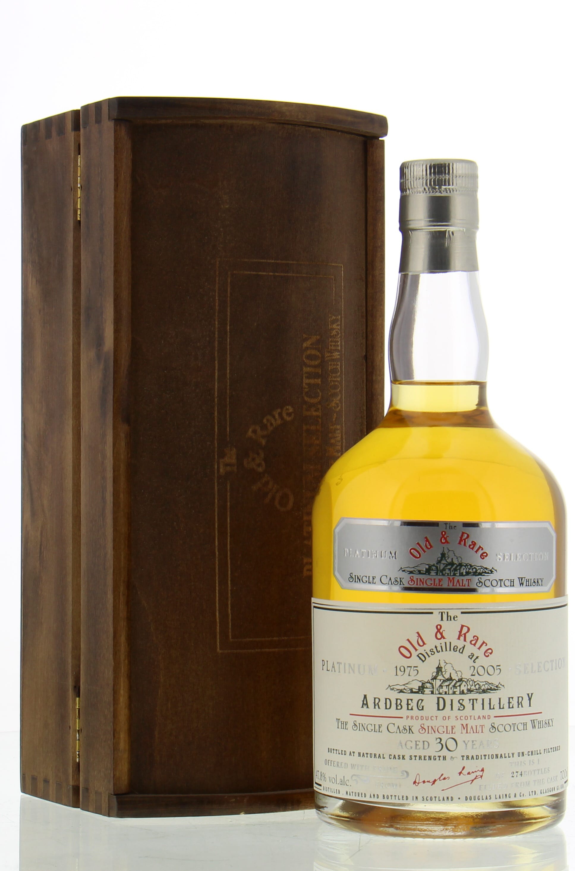 Ardbeg - 30 years Old & Rare The Platinum Selection 47.8% 1975 In Original Wooden Case