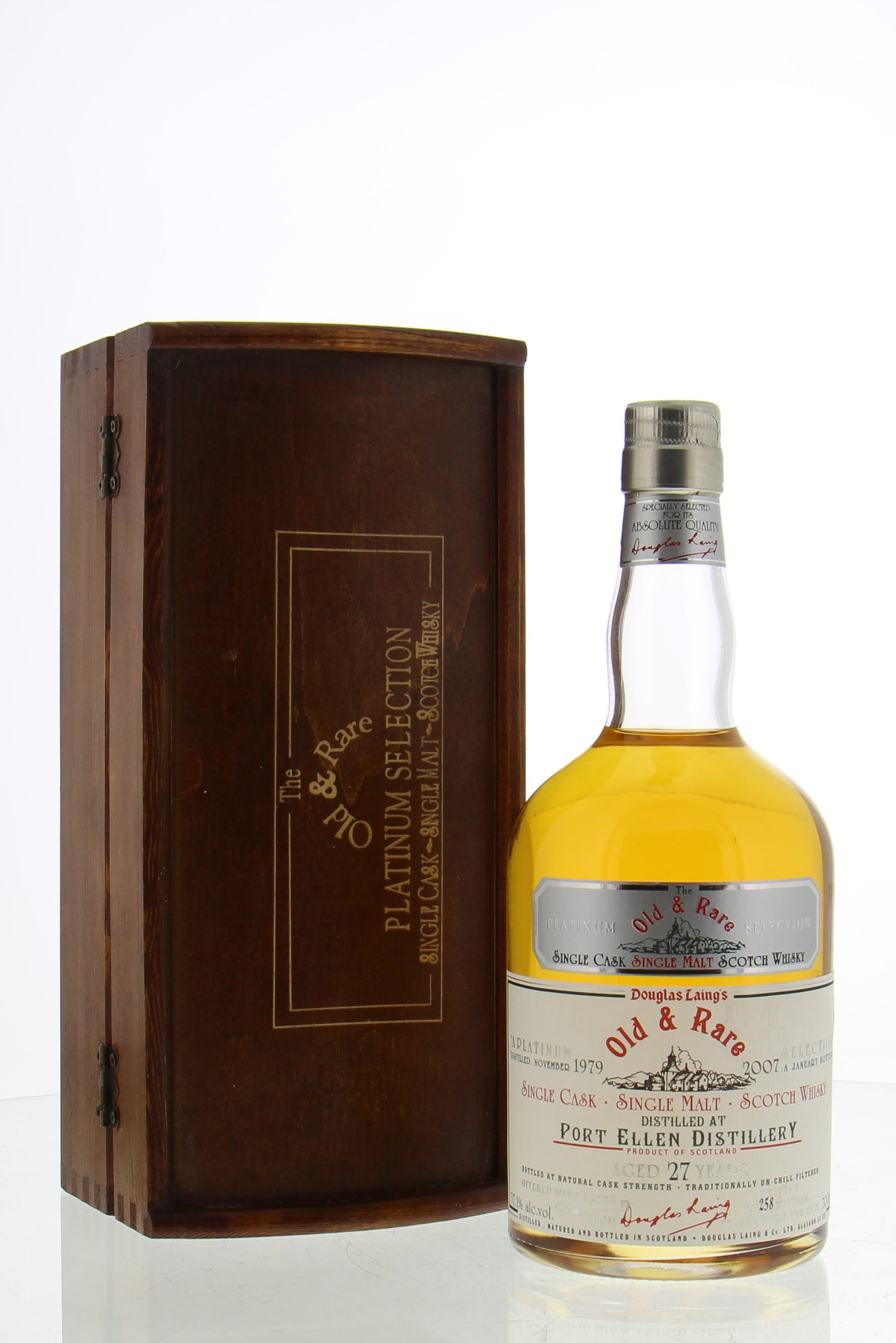 Port Ellen - 27 Years Old  Old & Rare The Platinum Selection 57.1 % 1979