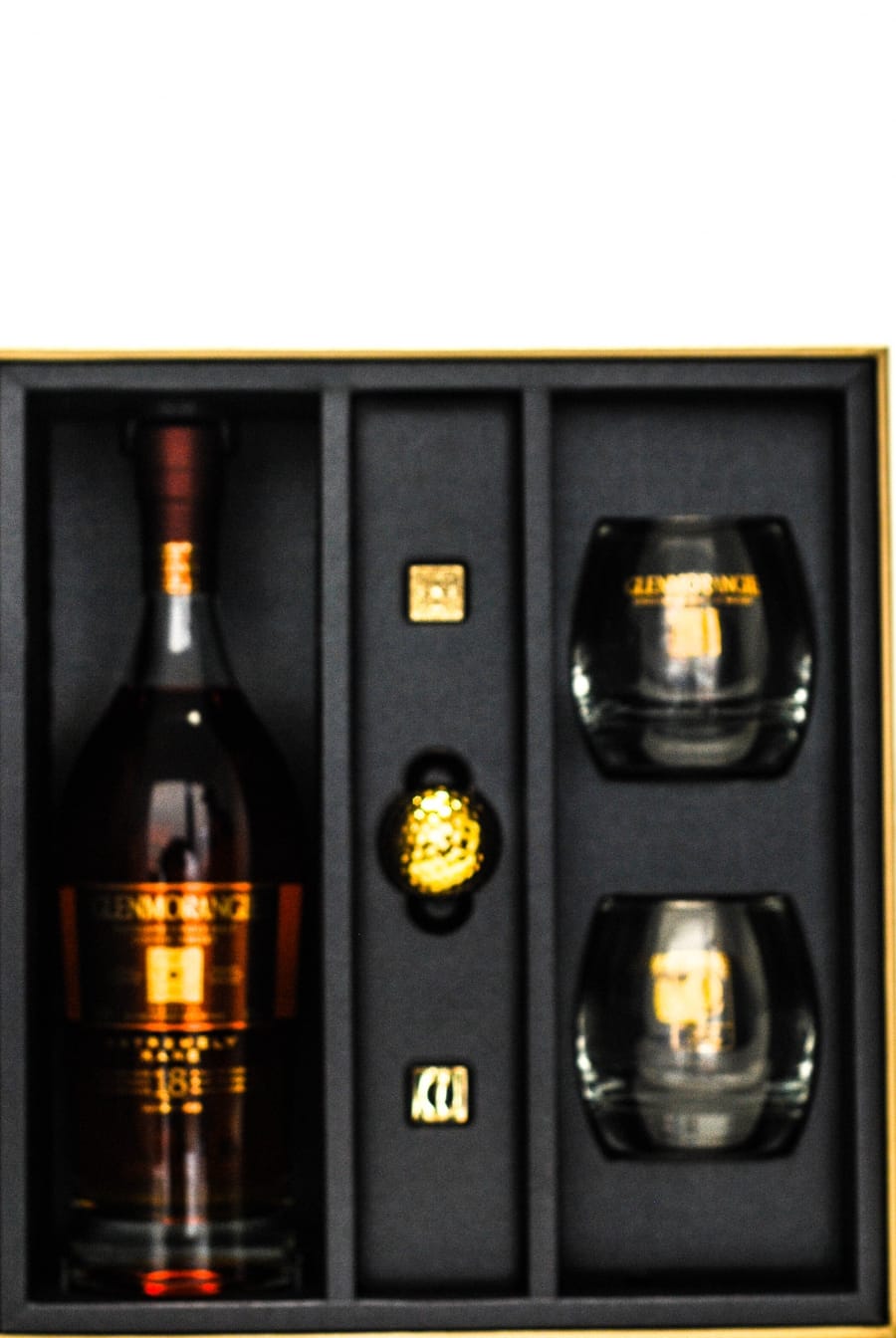 Glenmorangie - Glenmorangie 18 years old extremely rare Golf Edition release 2013  43%, NV In Original Wooden Case