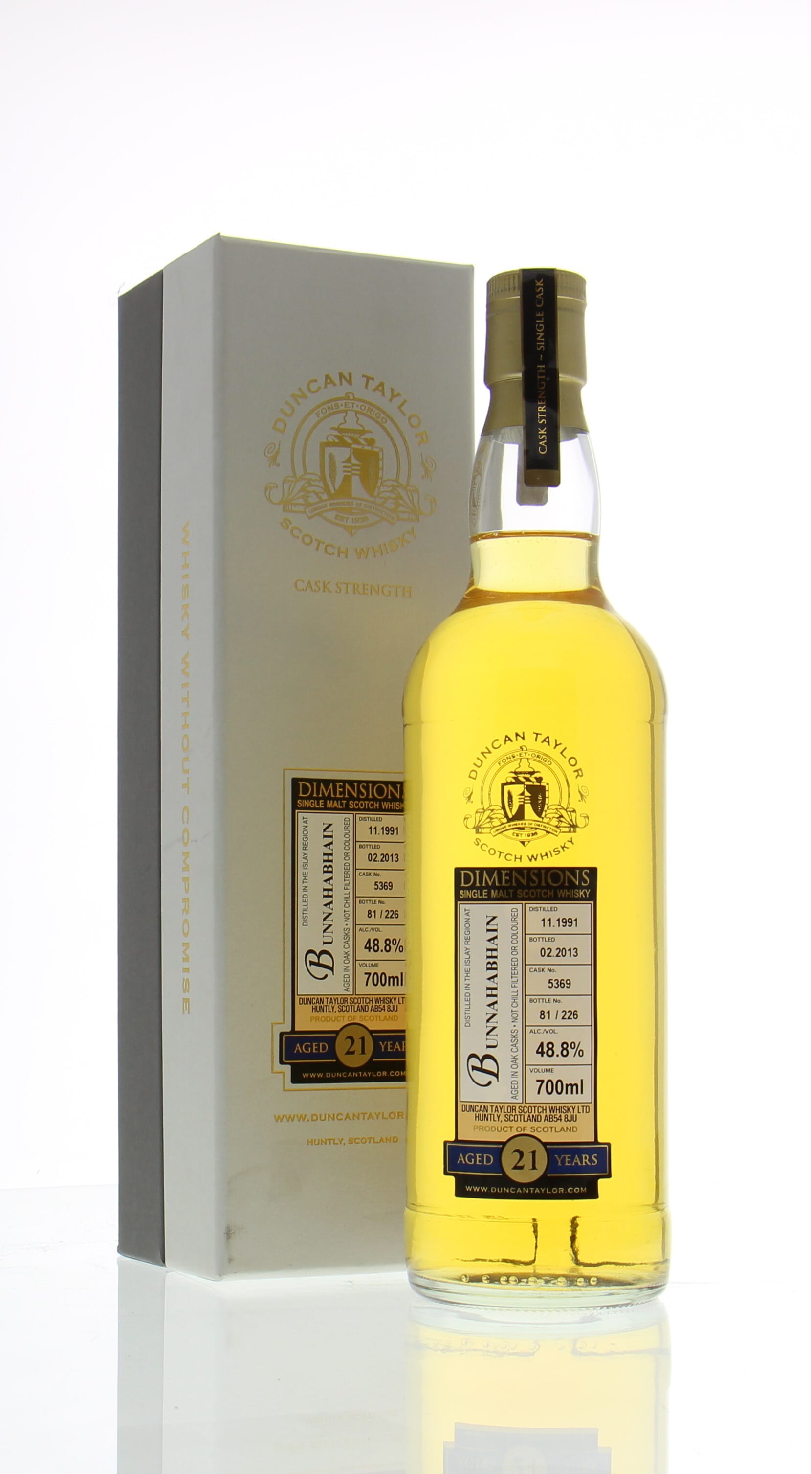 Bunnahabhain - 21 years old Duncan Taylor Dimensions Cask:5369 48.8% 1991 In Original Wooden Case