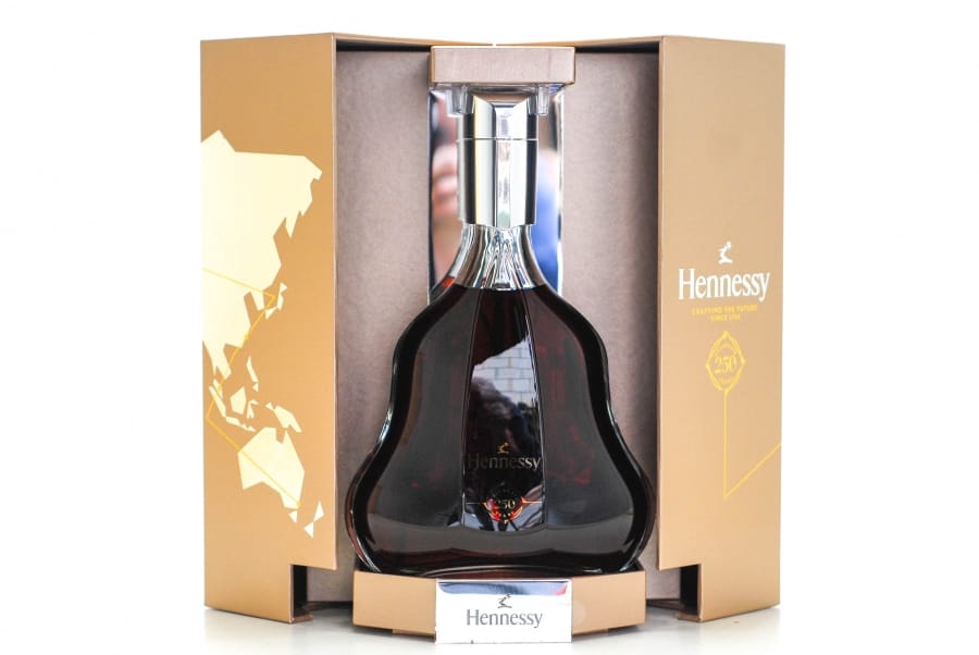 Hennessy - 250th Anniversary Collector Blend NV Perfect
