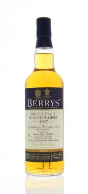 Bunnahabhain - Bunnahabhain 26 Years Old Berry Bros & Rudd Bottled For Whisky Import Nederland Cask: 2462 49.8% 1987