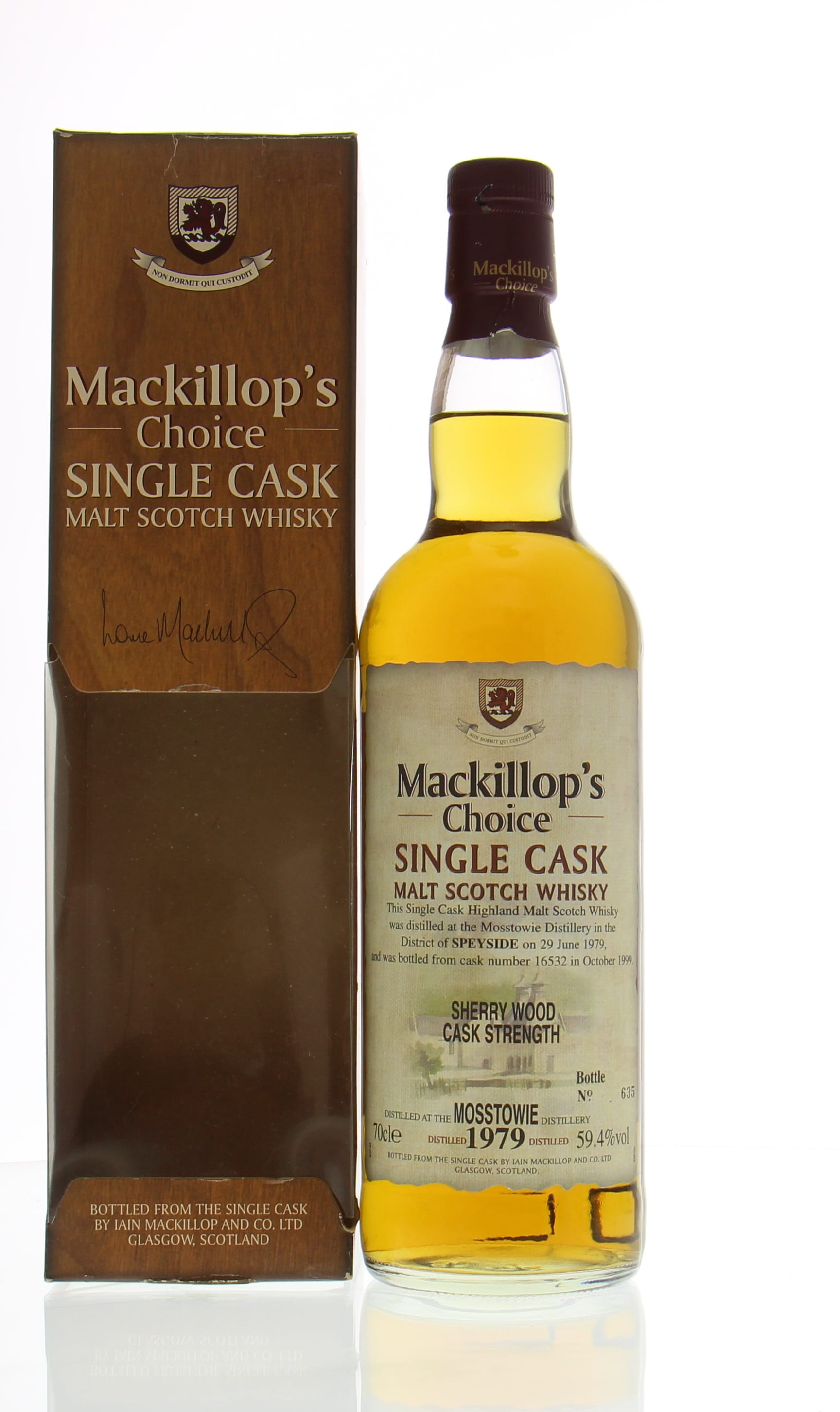 Mosstowie - Mosstowie 20 Years Old Mackillop's Choice Cask: 16532 1 Of  511 Bottles 59.4% 1979 In Original Container