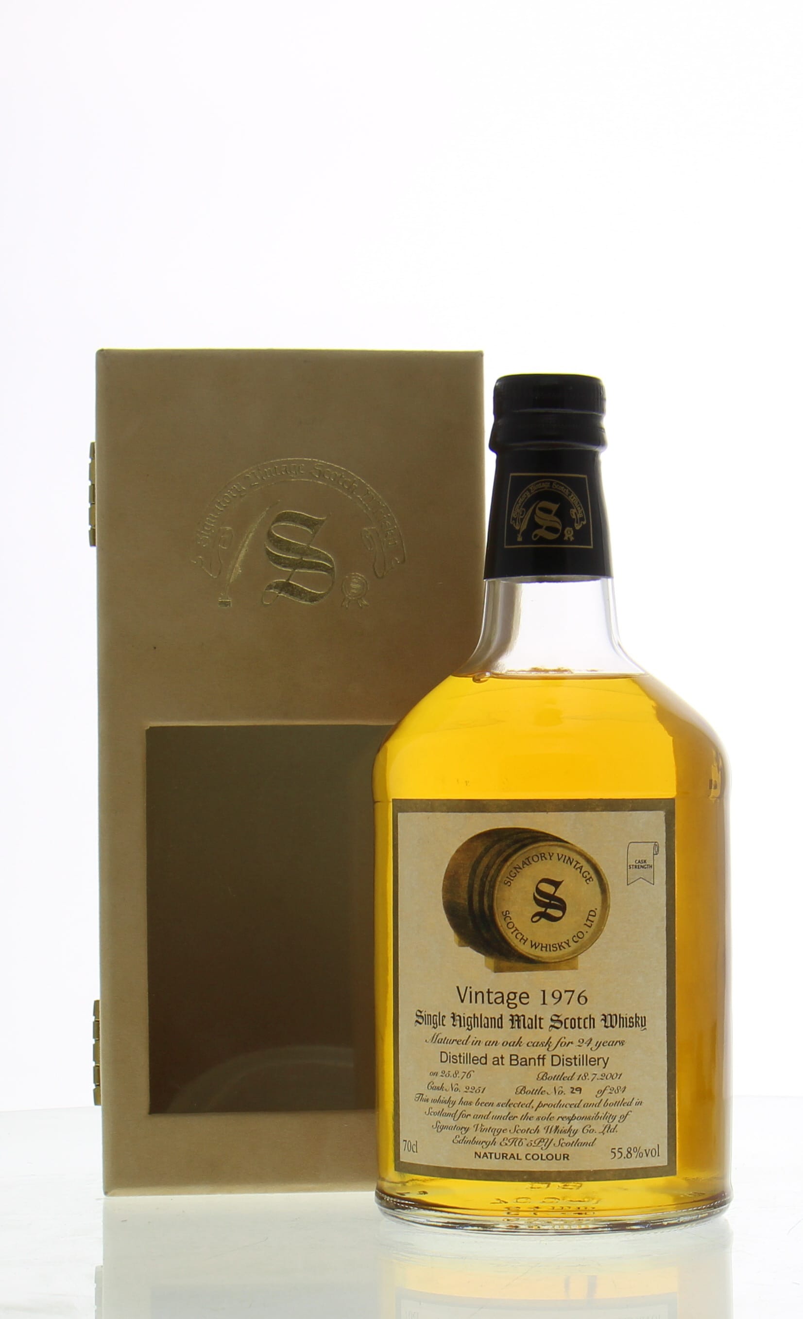 Banff - 24 Years Old Signatory Vintage Dumpy Cask: 2251 55.8% 1976 In Original Container